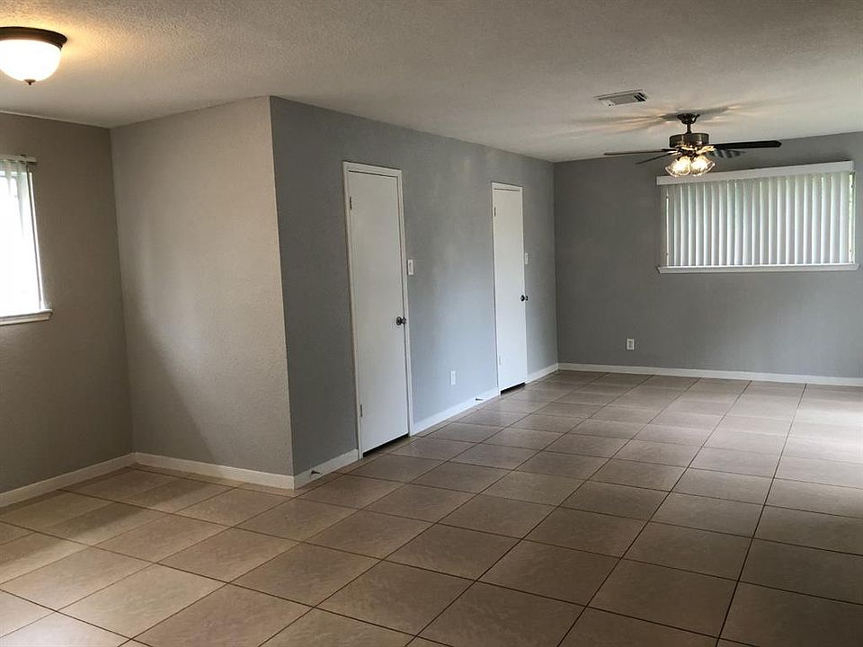 1st image of 12242 Brookvalley Dr
