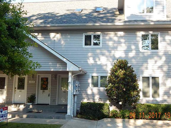 2nd image of 106 Treetops Ln Unit 4b