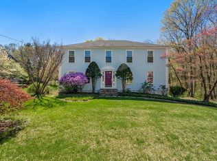 16 Parmenter Rd, Framingham, MA 01701