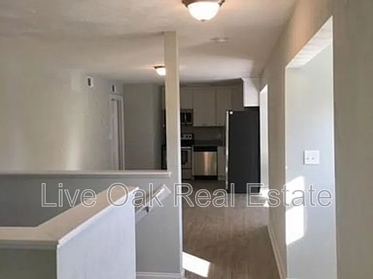 3216 Arctic Ave — Photo 8