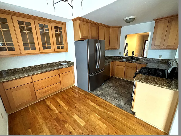 112 Alamo Ave — Photo 7