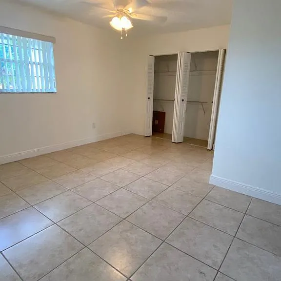 15385 S Dixie Hwy #12 — Photo 6