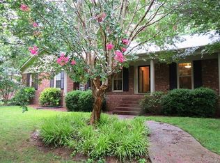 1585 Daybreak Ridge Rd, Kannapolis, NC 28081