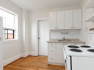 492 Montrose Ave UNIT 11, Toronto, ON M6G3H1