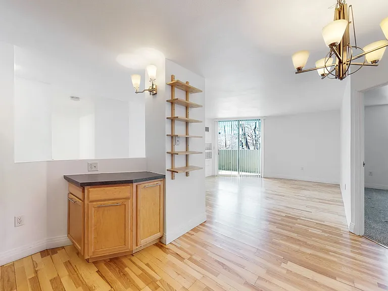 601 W 11th Ave #111 — Photo 10