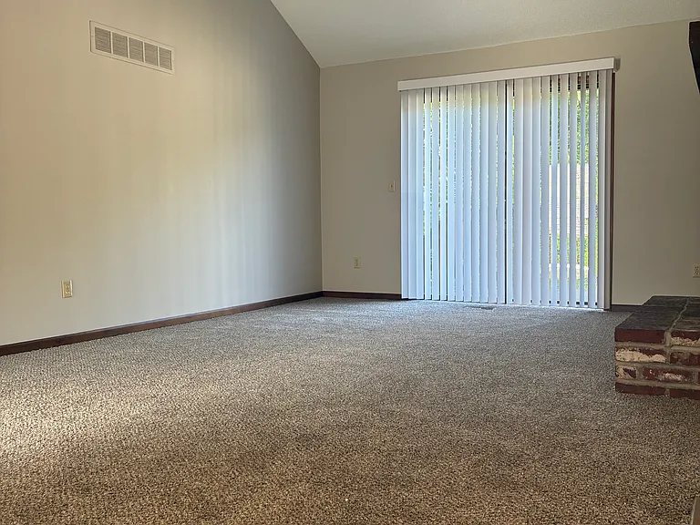 6603 Park St — Photo 3