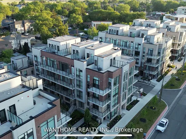 861 Sheppard Ave W #15, Toronto, ON M3H 2T5