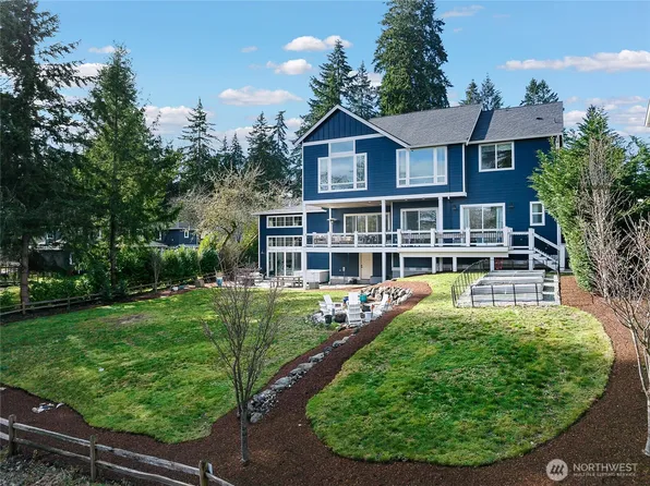 8617 NE Reserve Wy, Bainbridge Island, WA 98110