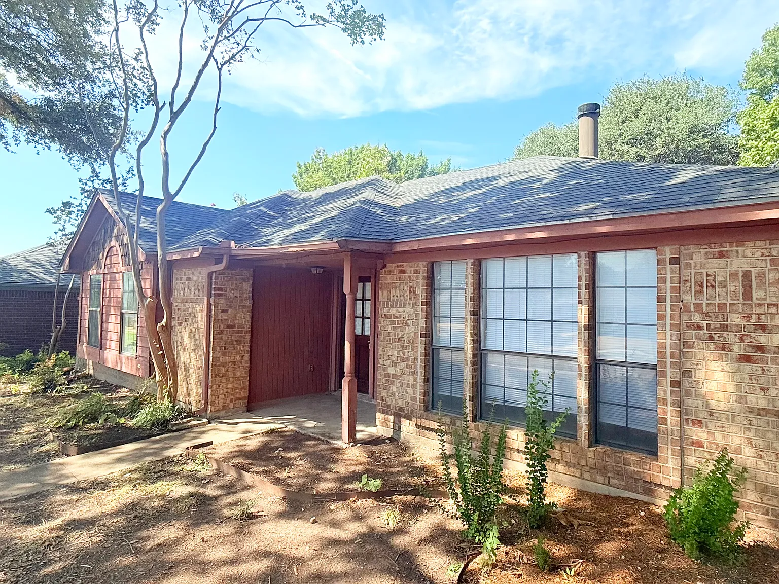 3 bed, 1168 sqft, $1,895 — Photo 2