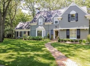 945 Plymouth Rd SE, East Grand Rapids, MI 49506