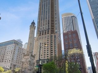 800 N Michigan Ave APT 2501, Chicago, IL