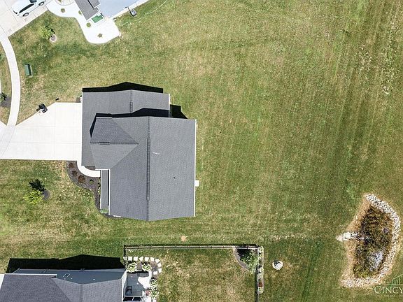 2nd image of 470 Pleasant Ridge Dr