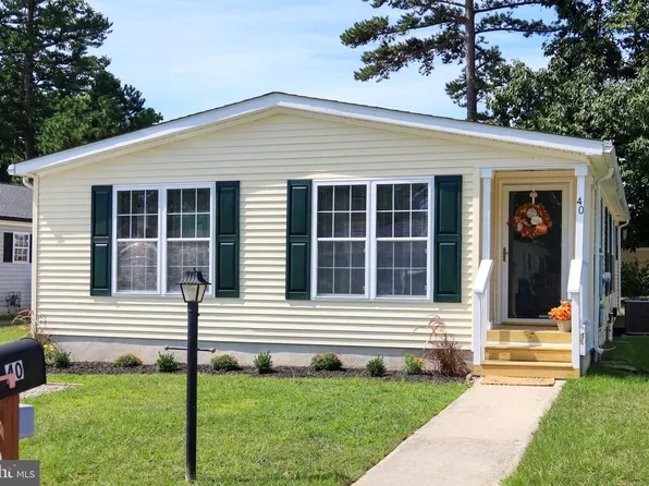 40 Dogwood Ln, Mays Landing, NJ 08330