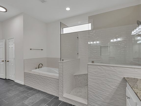 5th image of 357 Bayshore Dr