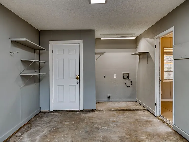 502 Brown St — Photo 21