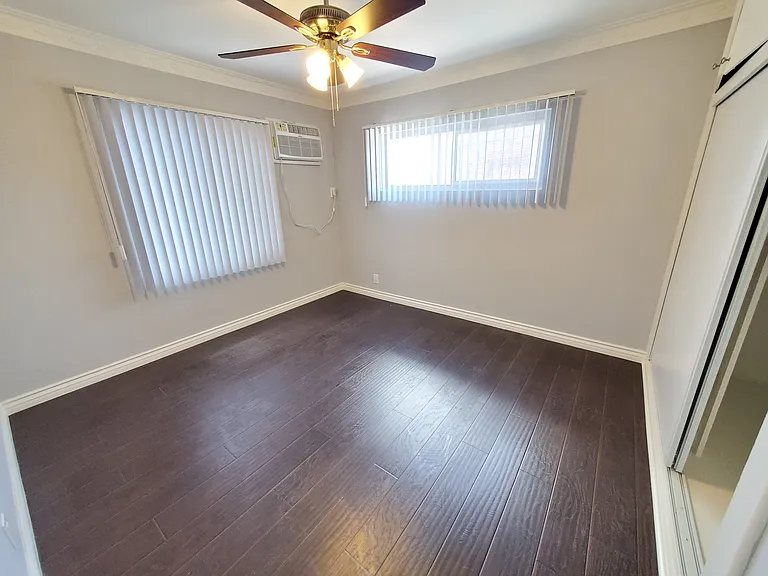 151 S Oxford Ave #14 — Photo 9
