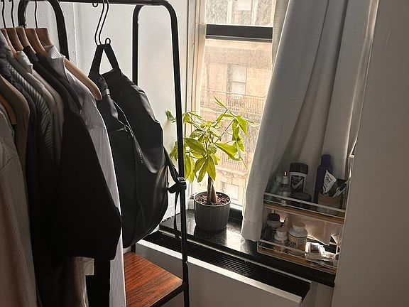 2nd image of 50 W 34th St #15C09