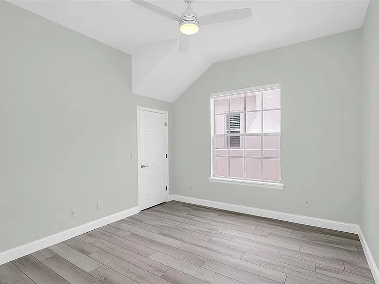1006 Nottingham St — Photo 34
