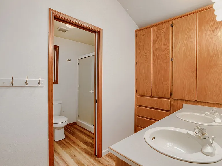 13189 SW 154th Ave — Photo 16