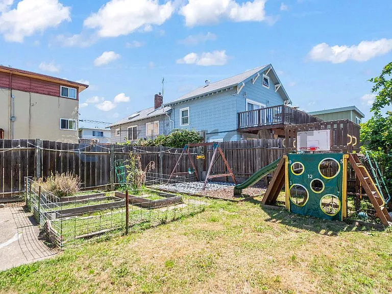 3144 Pleitner Ave — Photo 23