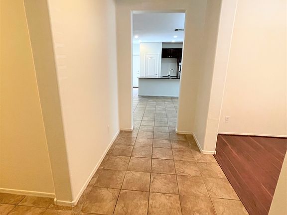 20220927_180334882_iOS (2)_10062022