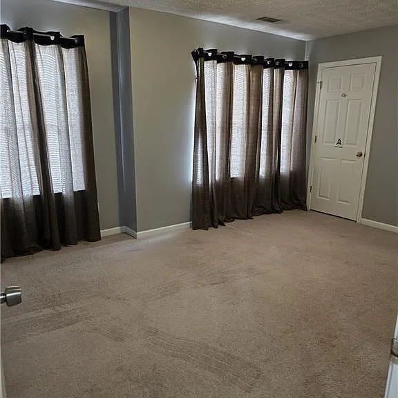 1529 Sydney Pond Cir — Photo 11