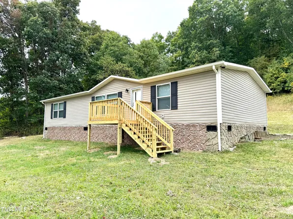 2563 Beartown Rd, Tazewell, VA 24651