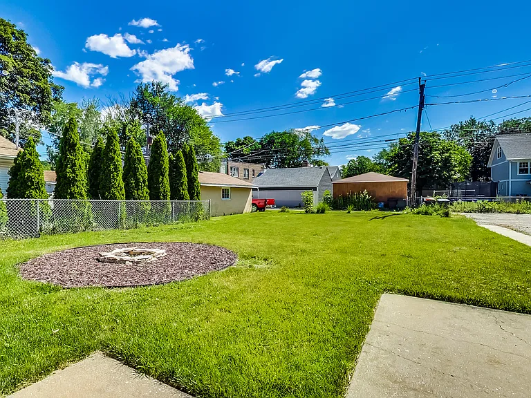 3631 Kemman Ave — Photo 36
