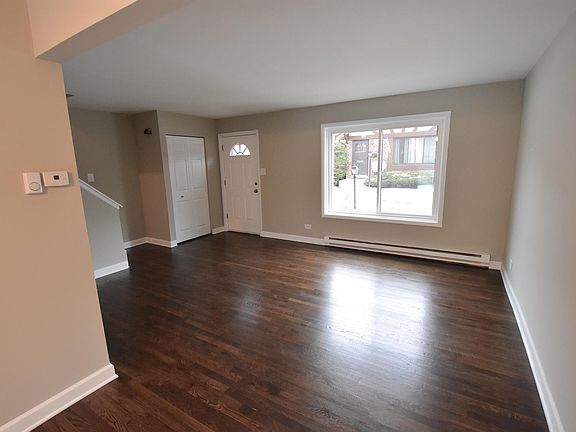 2nd image of 18W028 Standish Ln