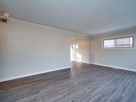 5th image of 4636 Owens Dr