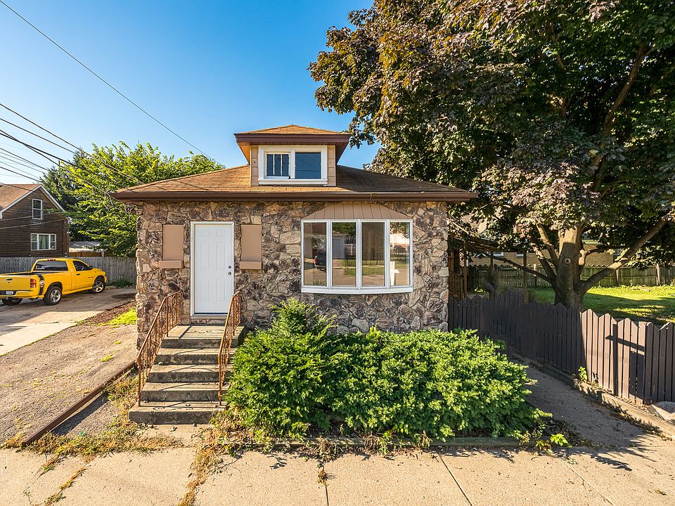 1st image of 1221 N 34th Ave