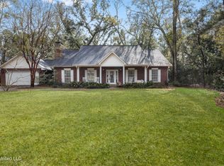 13809 Mesa Rd, Ocean Springs, MS 39564