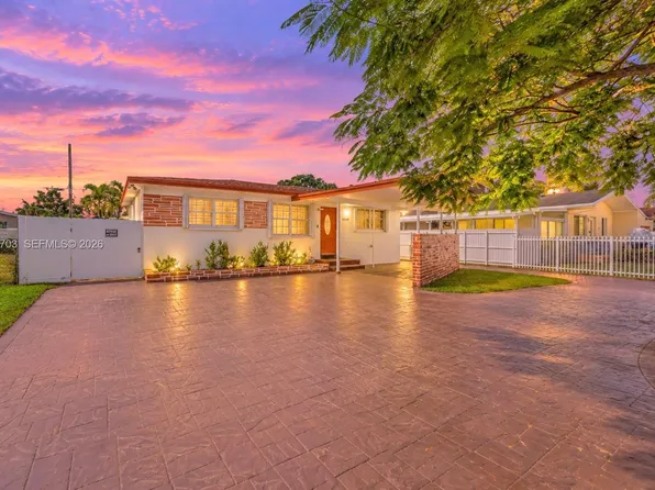 6508 Plunkett St, Hollywood, FL 33023