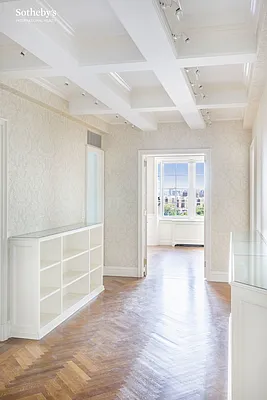 Sold by Sotheby's International Realty | media 8