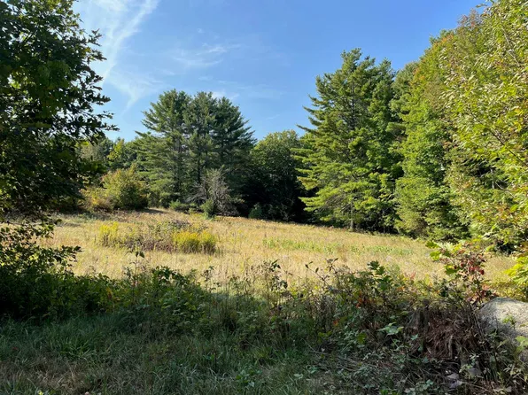 New Garden Road, Wolfeboro, NH 03894