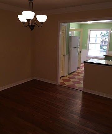 4th image of 3844 Weyburn Dr