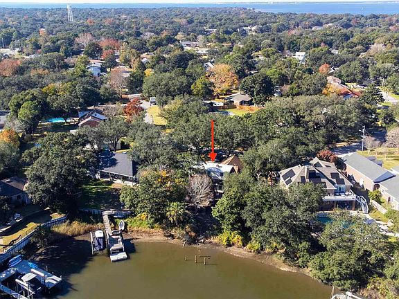 5th image of 206 Pinetree Dr