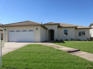 10216 Azimuth St, Bakersfield, CA 93306