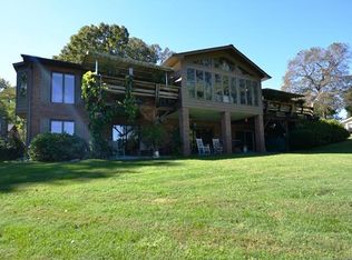 8107 Perry Cove Ln, Denver, NC 28037