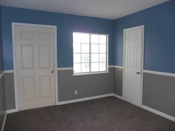 4th image of 810 Lidford Ave