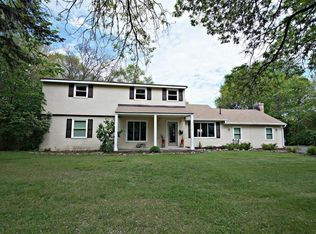 10005 2nd Ave S, Bloomington, MN 55420