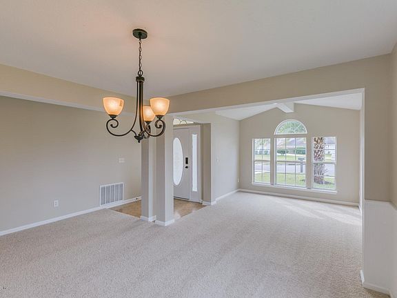 4th image of 12617 Shirley Oaks Dr