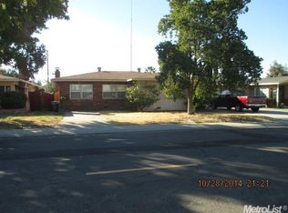 2020 Sequoia St, Ceres, CA 95307