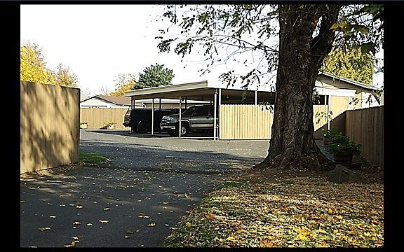 5th image of 1941 Plaza Way