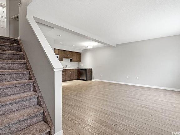 5th image of UNIT 12-5762 Gordon ROAD