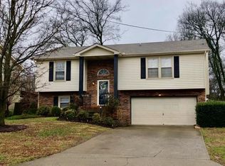 476 Bamburg Dr, Clarksville, TN 37040