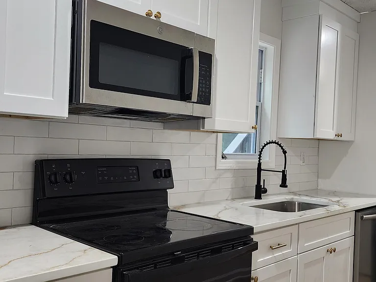 25 Pebble Point — Photo 17