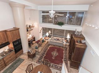106 N High St APT 204, Columbus, OH 43215