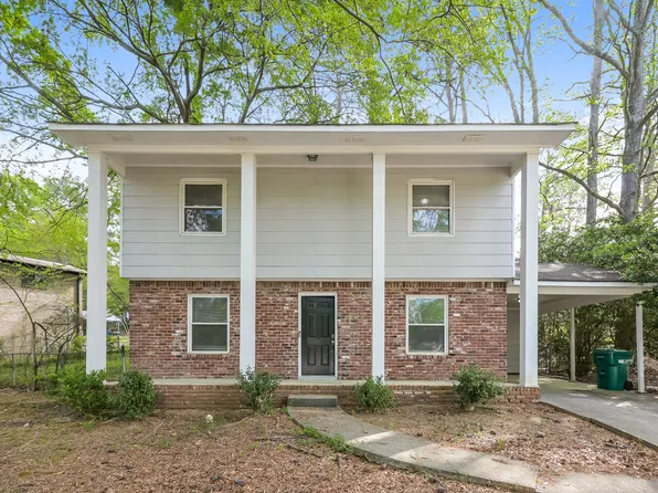 626 Hickory Ct, Forest Park, GA 30297