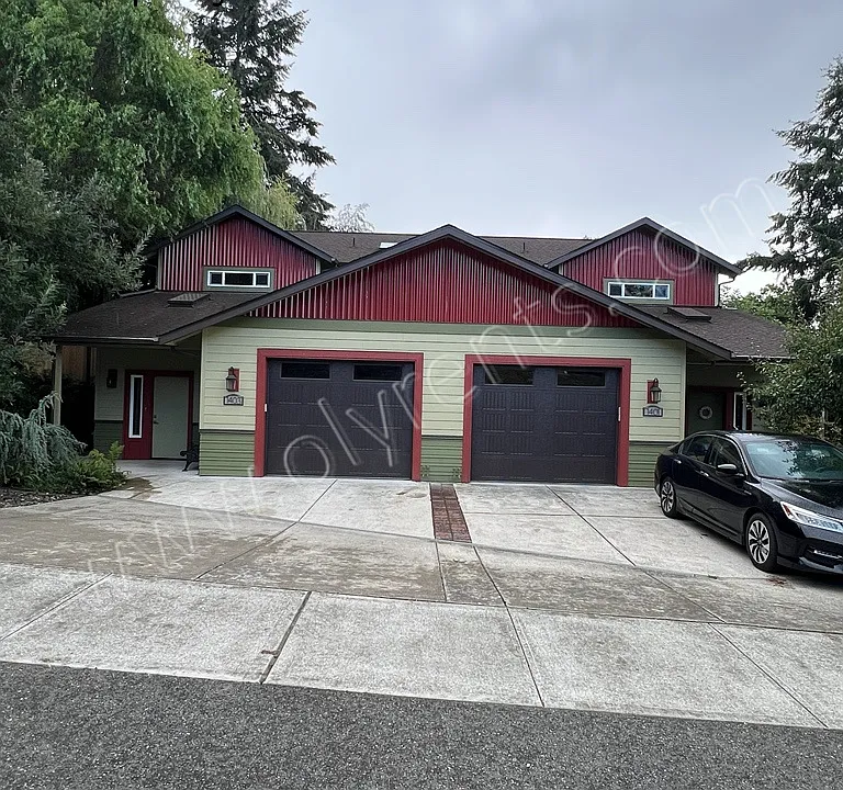1403 5th Ave SE